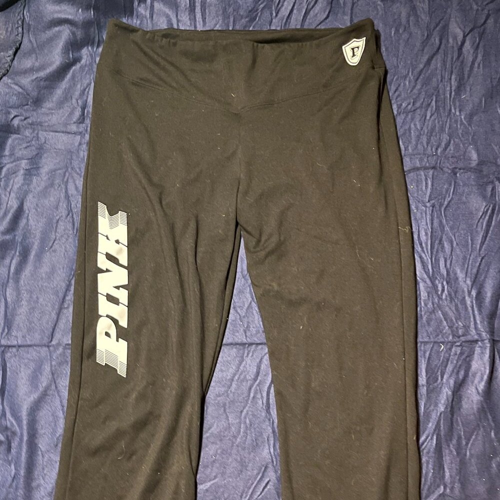 VS PINK RACING LOGO LIMITED EDITION ULTIMATE FLARE LEGGINGS IN BLACK SIZE XXL